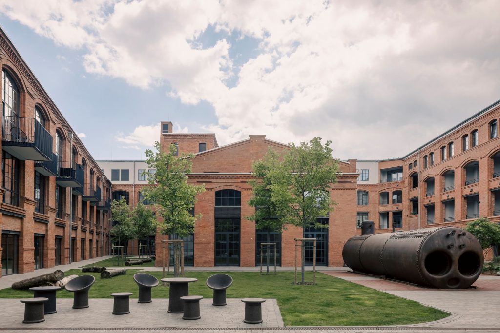 © photo by Marek Swoboda