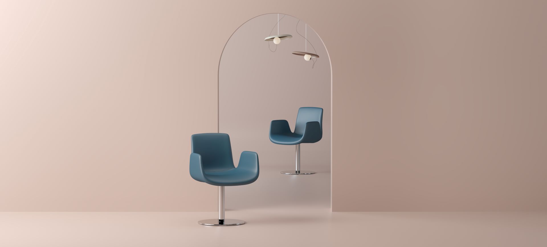 Twee stoelen in een lege ruimte met lampen
