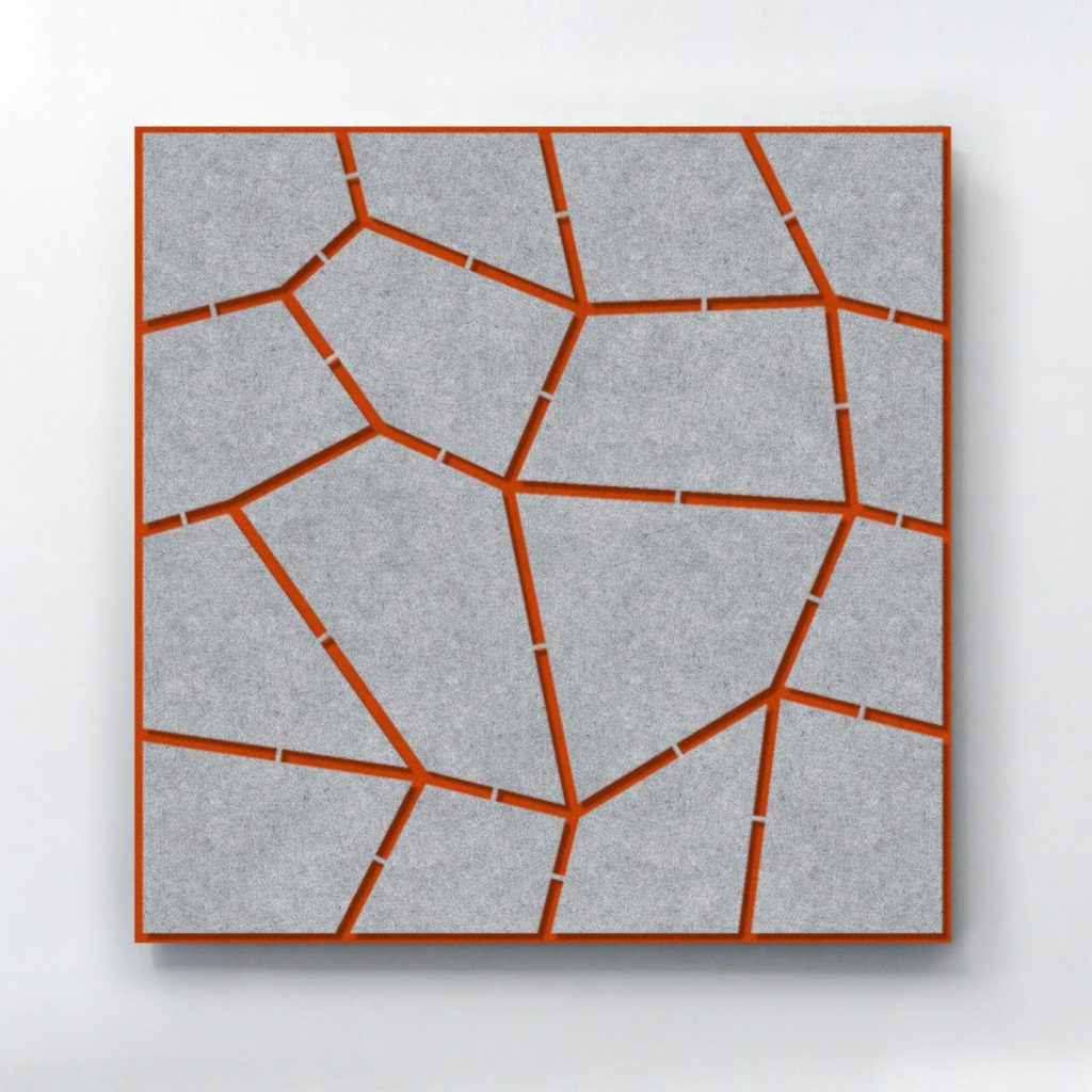 Een grijs en oranje akoestische paneel van Whisperwool van Tante Lotte Design.