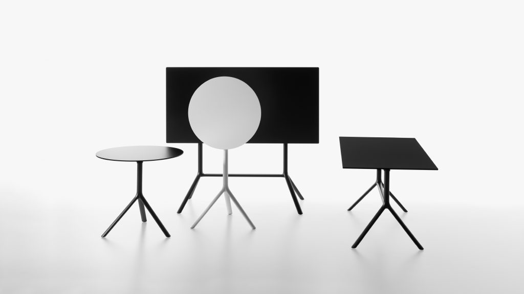 Inklapbare stoelen en tafels van Italiaanse fabrikant PLANK